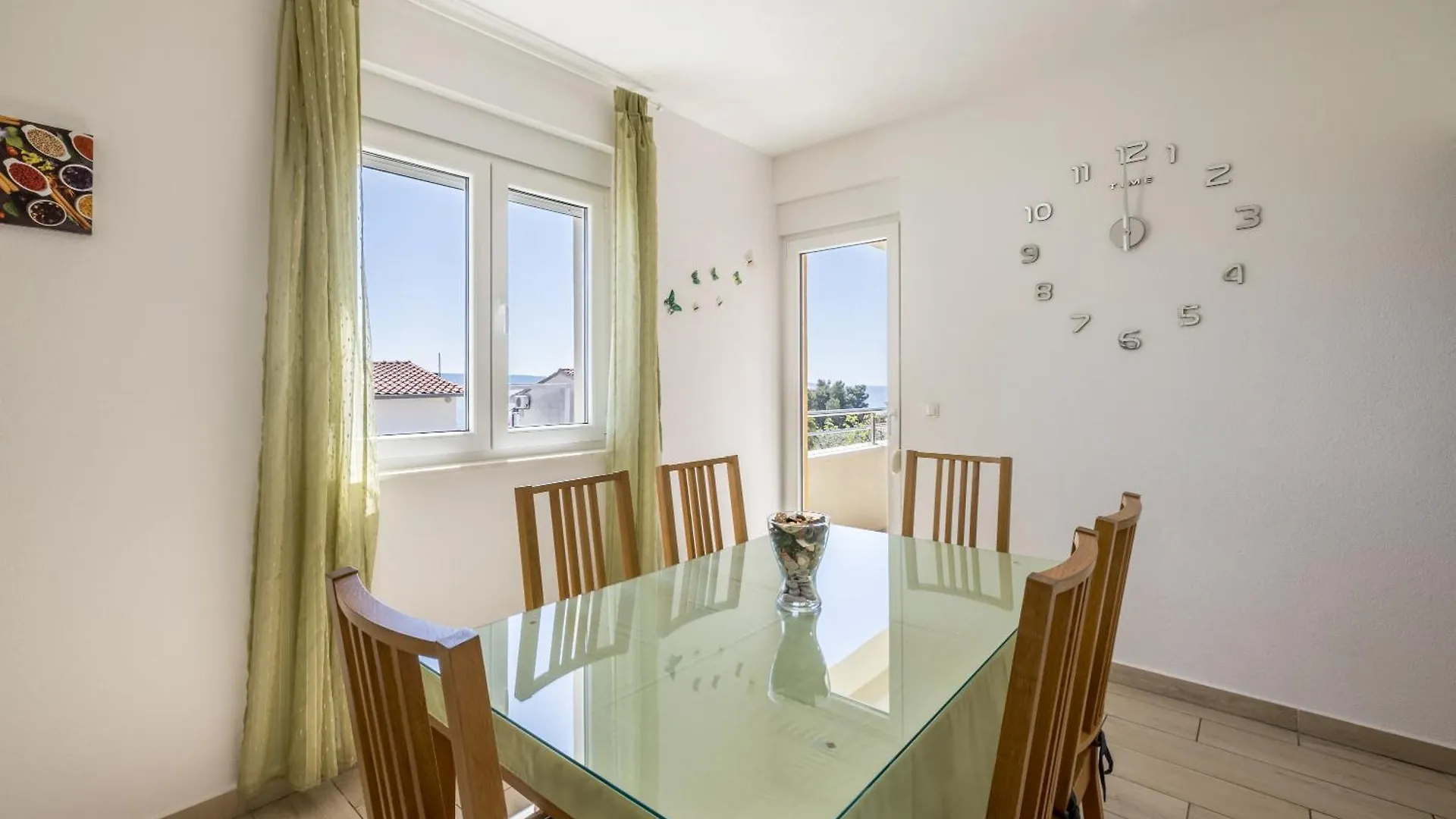 Apartment Apart Sa Terasom 250M Od Plaze,Parking,Wi Fi,Rostilj Trogir
