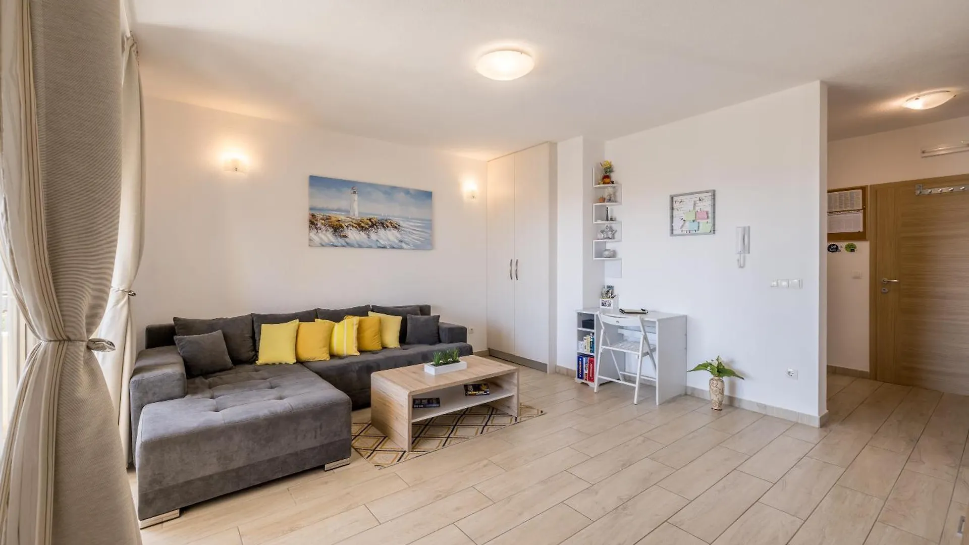 Apart Sa Terasom 250M Od Plaze,Parking,Wi Fi,Rostilj Trogir Croatia