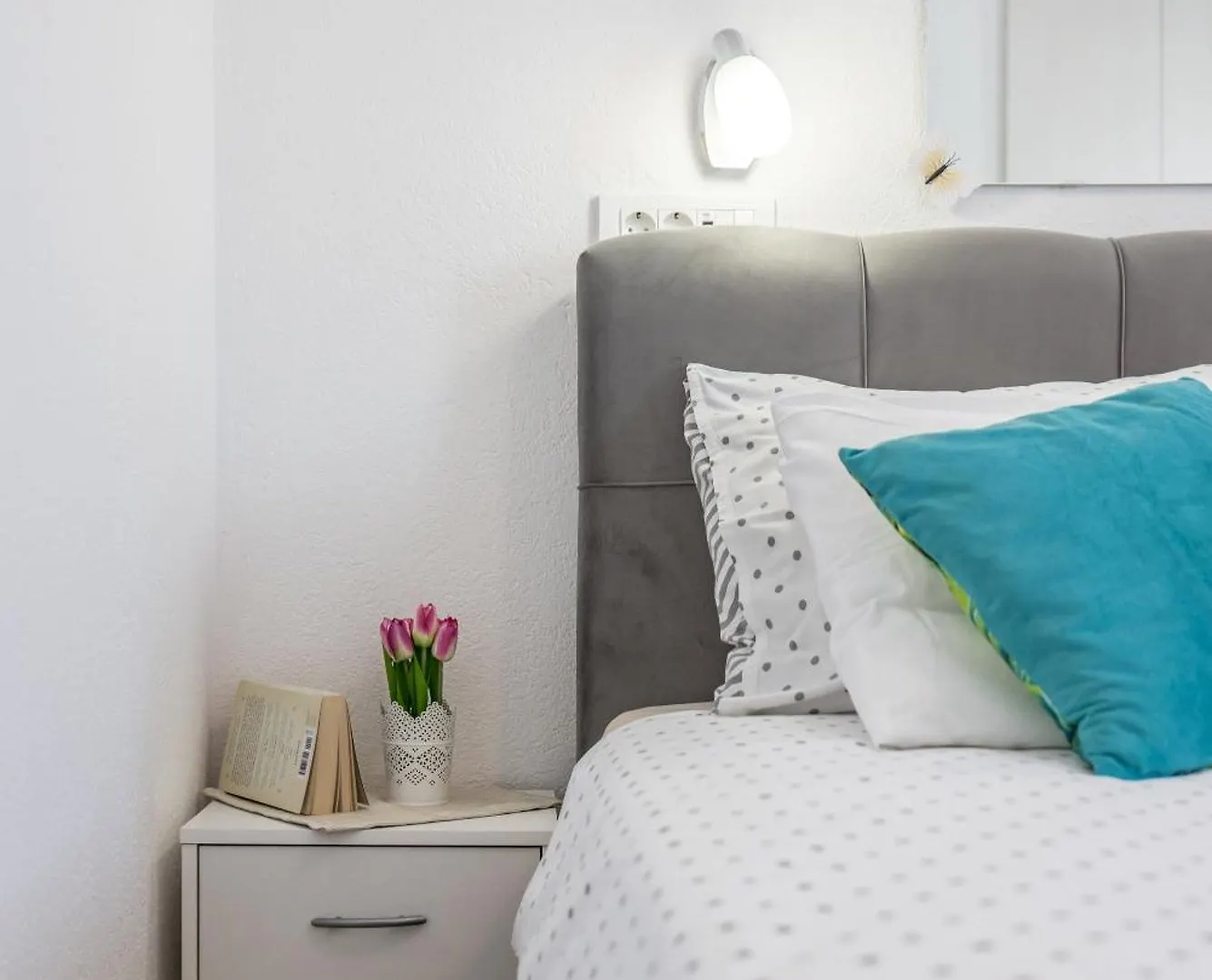 Apartment Apart Sa Terasom 250M Od Plaze,Parking,Wi Fi,Rostilj Trogir Croatia