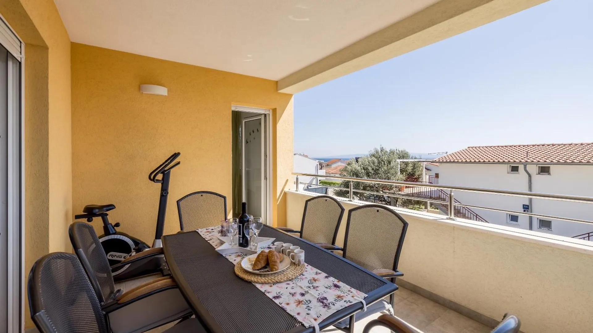 Apartment Apart Sa Terasom 250M Od Plaze,Parking,Wi Fi,Rostilj Trogir