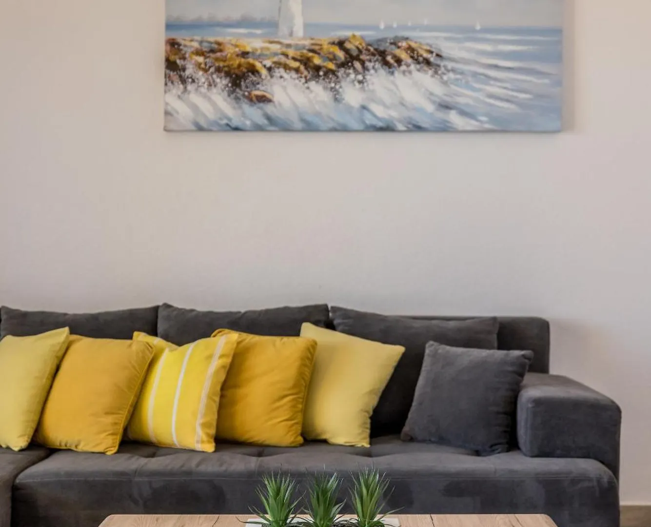 Apartment Apart Sa Terasom 250M Od Plaze,Parking,Wi Fi,Rostilj Trogir